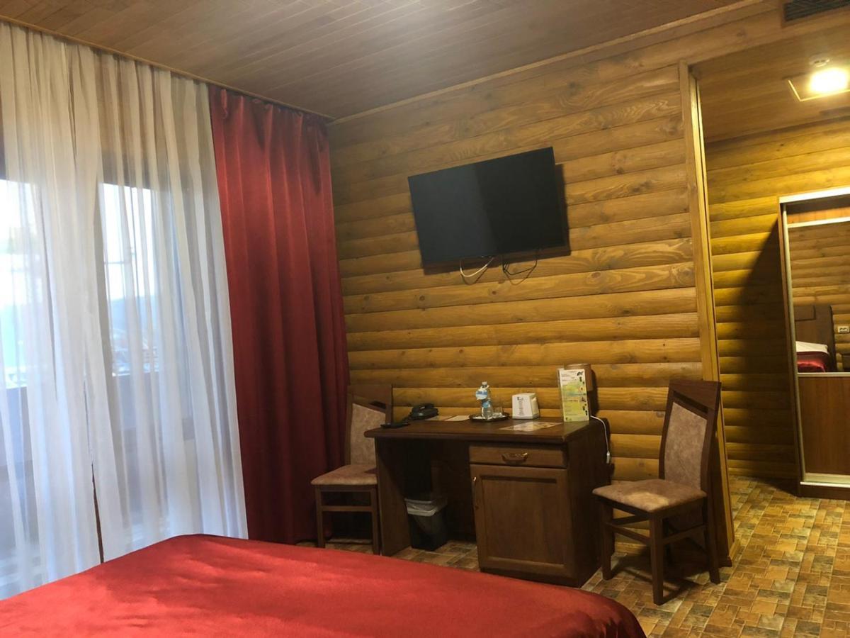 Отель Аквапарк Глухомань Полтава Экстерьер фото